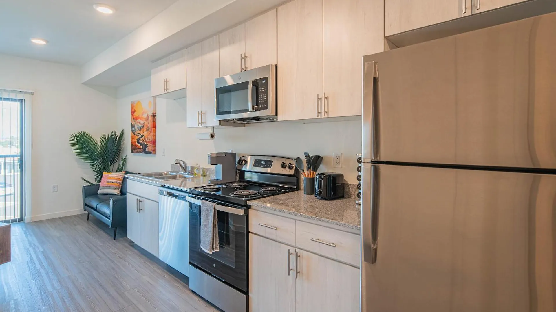 Daire Family Friendly Phoenix Escape With Large Pool!